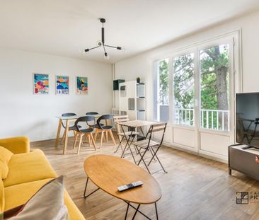 Location Appartement 5 pièces Meublé 85m² ST SEBASTIEN SUR LOIRE 44230 - Photo 2