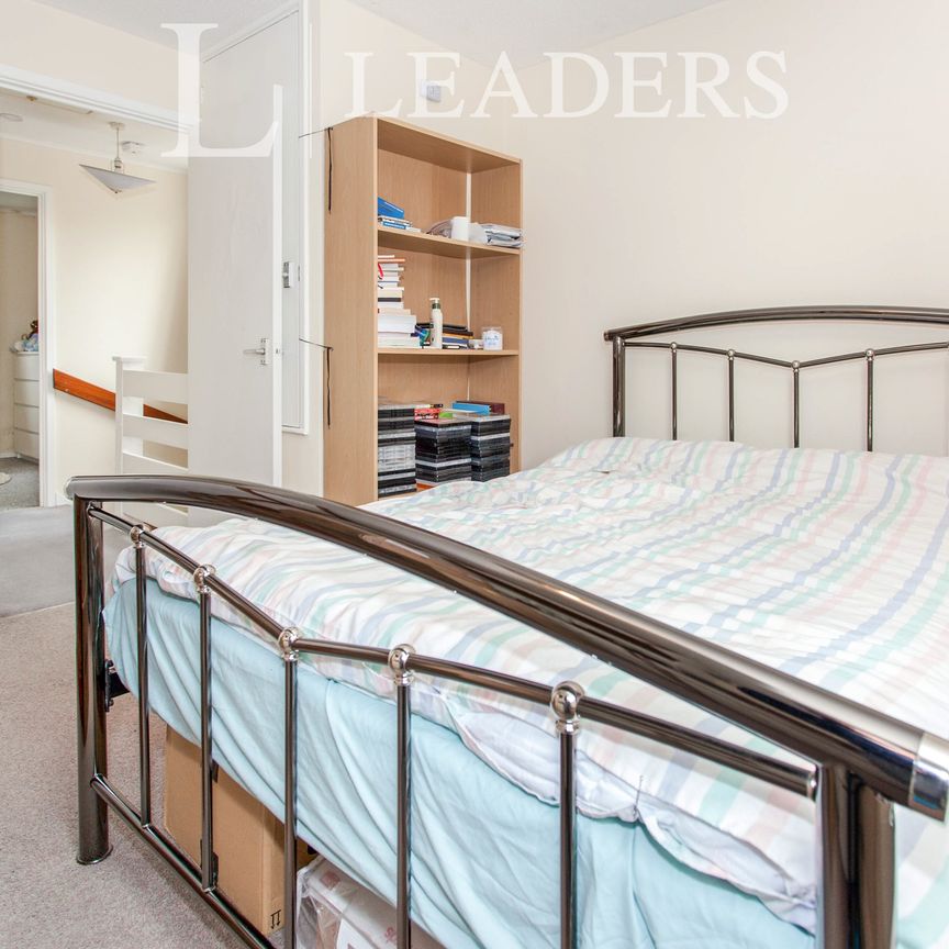 2 bedroom semi-detached to rent Amwell Road, Cambridge, CB4 - Photo 1