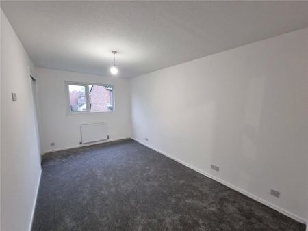 2 bedroom end of terrace house to rent - Photo 3