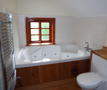 5 bedroom farm house to rent - Photo 6