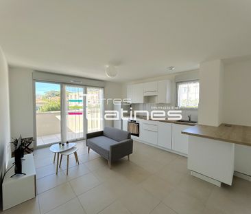 Location Appartement 2 pièces 54m² NIMES 30000 - Photo 1