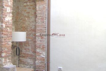 Appartamento 55 mq. di pregio, con garage e resede privata