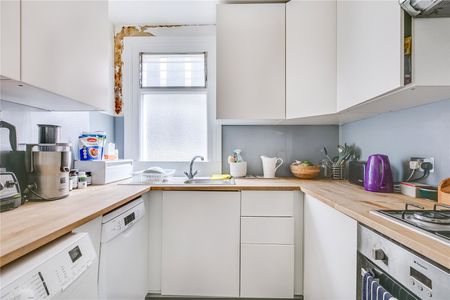 Bathurst Gardens, Queens Park, NW10, London - Photo 5