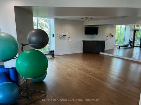 For Lease - 1048 Broadview Avenue Unit# 2002, Toronto, Ontario - Photo 4