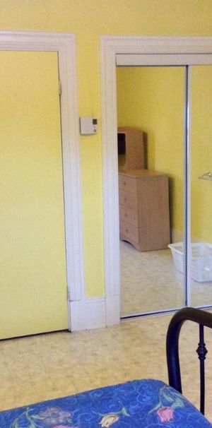 Moitié de 4 1/2 meublé à L’Islet-sur-mer libre immédiatement. - Photo 1