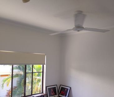 Port Douglas - Photo 2