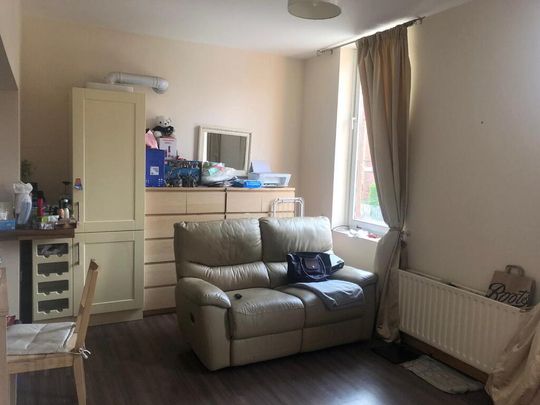 Unit 2, 1 Stranmillis Gardens, Belfast, BT9 5AS - Photo 1