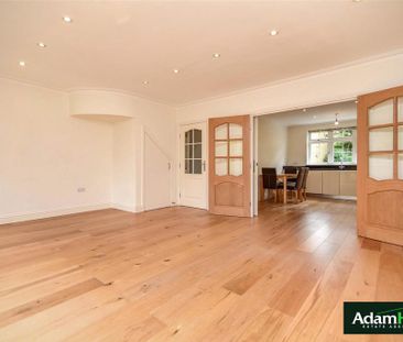 4 bedroom semi-detached house to rent - Photo 5