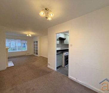 3 bedroom terraced house to rent - Photo 2