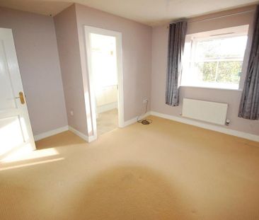 3 bedroom detached house to rent - Photo 2
