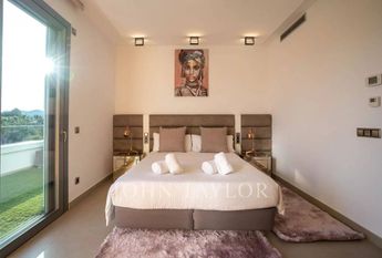 Luxury Villa for rent in Cap Martinet, Spain