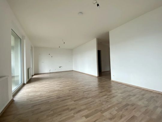Unbefristete 3-Zimmer-Wohnung mit Loggia! - Photo 1