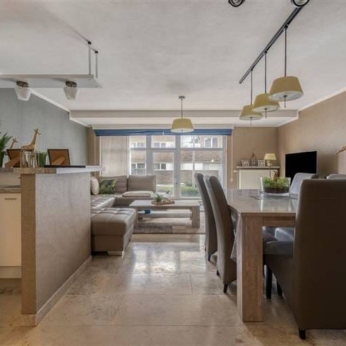 Appartement te huur - Photo 1