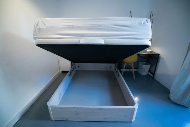 Carrer de lAlmudí, Valencia, Valencian Community 46003 - Photo 1