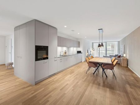 Des appartements meublés au charme madrilène dans le plus grand centre commercial de Suisse - Photo 2