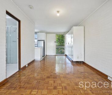 Cute unfurnished studio in Cottesloe - Photo 6