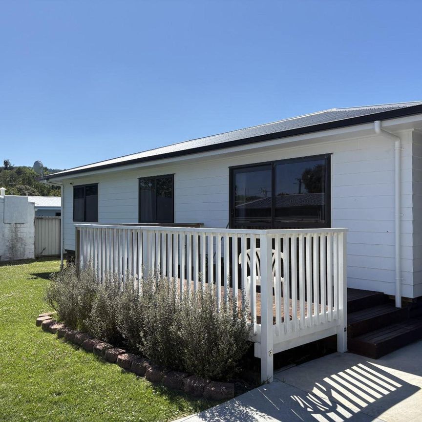 Modern Living - Photo 1