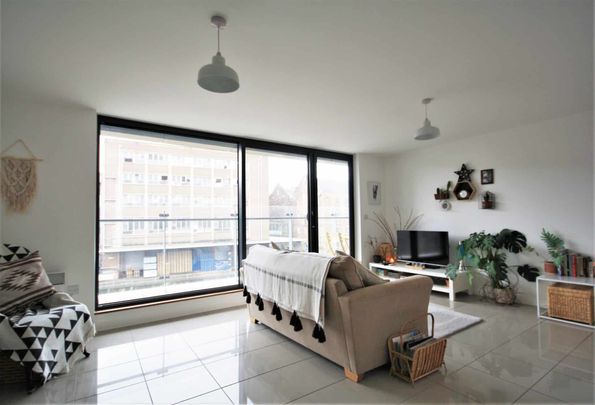 Nethercott Bank, Geoffrey Watling Way, Norwich - Photo 1