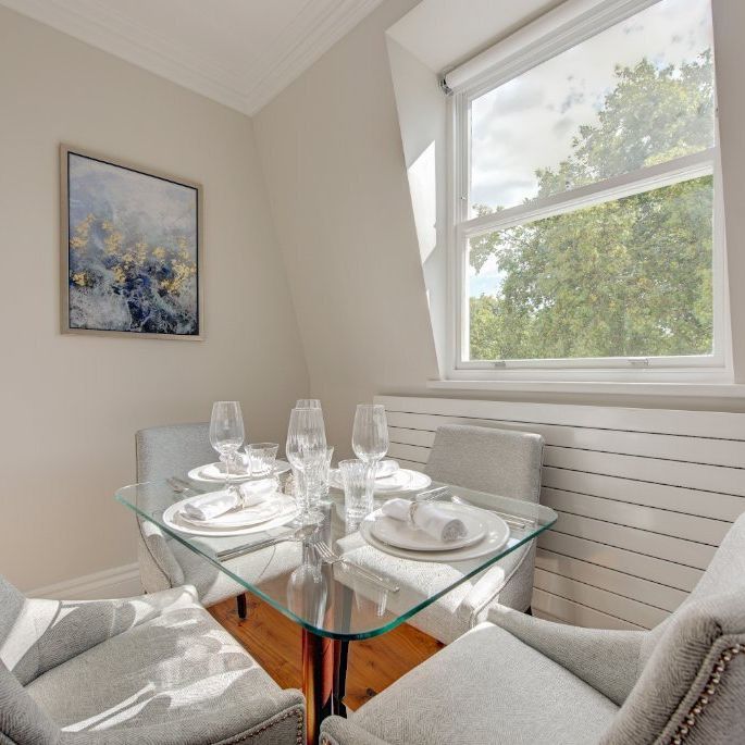 2 bedroom conversion flat with 1 reception and 2 bathrooms in London, W2 - Photo 1