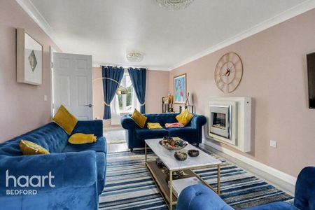 5 bedroom detached house to rent - Photo 3