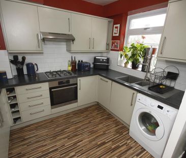 2 bedroom maisonette to rent - Photo 5