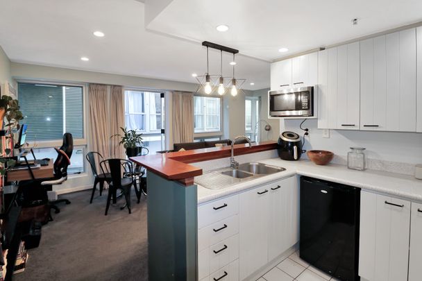 Apartment Living - Photo 1