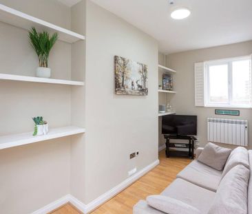 Studio to rent - Photo 3