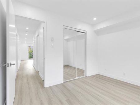 795 75e Avenue - Photo 3