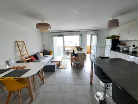 Appartement T3 à louer Bruz - 62 m² - Photo 2