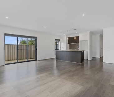 2/29A Landale Drive, Strathdale - Photo 1