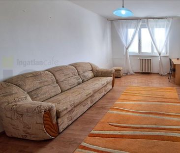 Kiadó jó állapotú panel lakás - Szeged - Fotó 6