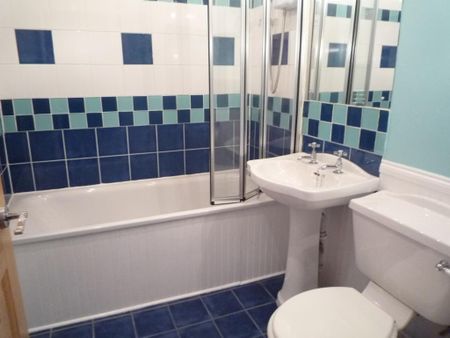 1 bedroom flat to rent - Photo 4