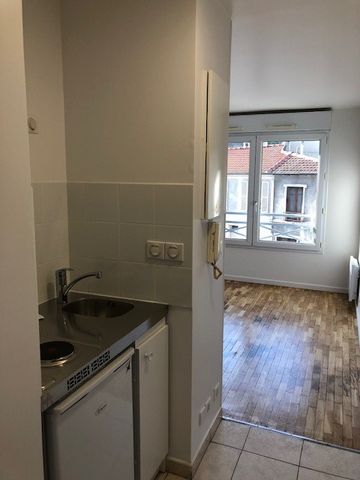 Location Appartement 1 pièce 18m² LE KREMLIN BICETRE 94270 - Photo 2