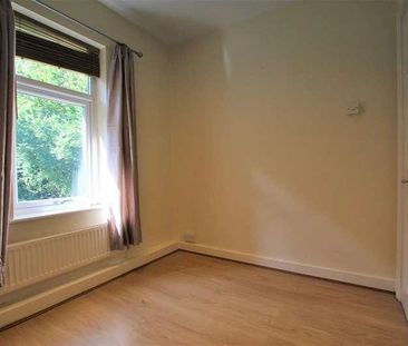 Wheatfield Crescent, Sheffield, S5 - Photo 4