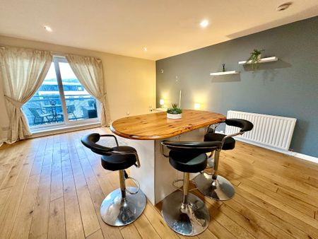 2 bedroom flat to rent - Photo 2