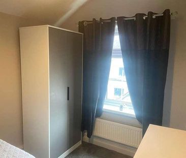 Park Road, Widness, WA8 - Photo 4