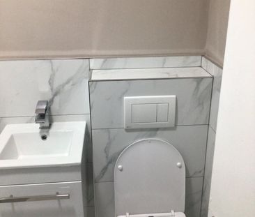 1 Bed Flat, Limefield Court, M7 - Photo 2