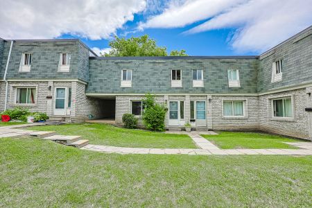 For Lease - 1350 Winding Trail Unit# 40, Mississauga, Ontario - Photo 5