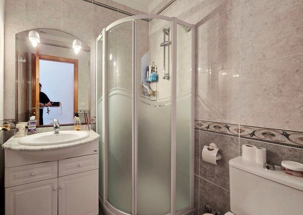 LONG TERM RENTAL Beautiful villa with sea views for rent in Benissa coast with 5 bedrooms.