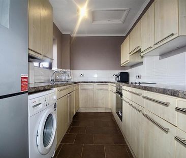 2 bedroom maisonette to rent - Photo 4
