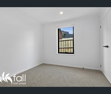 Stylish Three Level Home with Stunning River and Mountain Views in ... - Photo 5