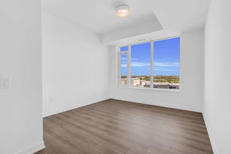 For Lease - 2485 Eglinton Ave Avenue Unit# 1415, Mississauga, Ontario - Photo 3