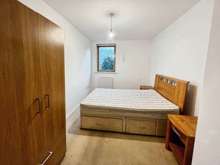 2 bedroom apartment to rent - Photo 4