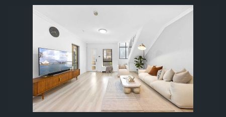 Spacious Full-Brick Townhouse Zone for Epping West Public School - Photo 5