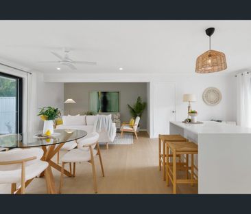 Stylishly Renovated Family Home in a Quiet Cul-de-Sac - Photo 1