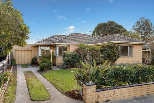 7 Murragong Avenue, Bundoora VIC 3083 - Photo 1