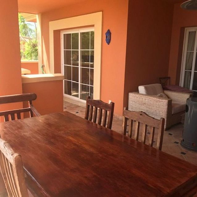 Alquiler de piso en Calle Yedras - Photo 1