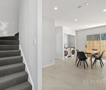 Fully Furnished Micro Apartment in Mitchelton - $400 including ALL ... - Photo 5