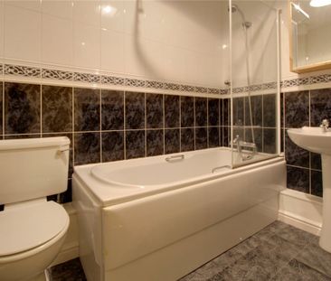 Barclay Grange, Wain Avenue, Riverside, Chesterfield, S41 - Photo 5