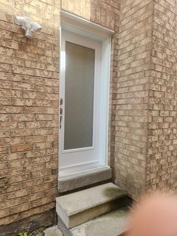 For Lease - 282 Forest Run Boulevard, Vaughan, Ontario - Photo 2